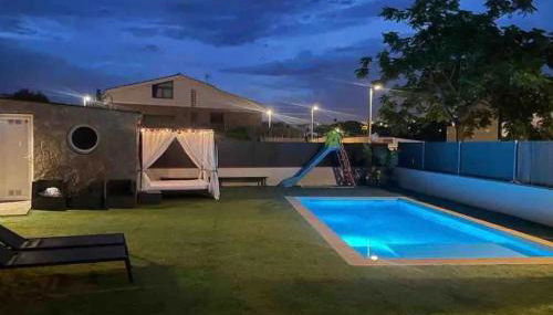 Acogedora casa con piscina y 3 dormitorios - Foto 1