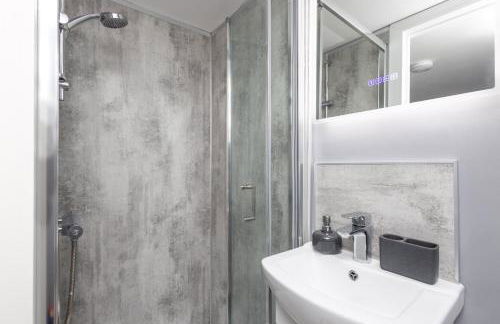 Alt-Stay Accommodation - Lofthouse, Wakefield M1 - 3 Bed En-suite With Parking - Ideal For Contractors & Long Stays - Foto 21