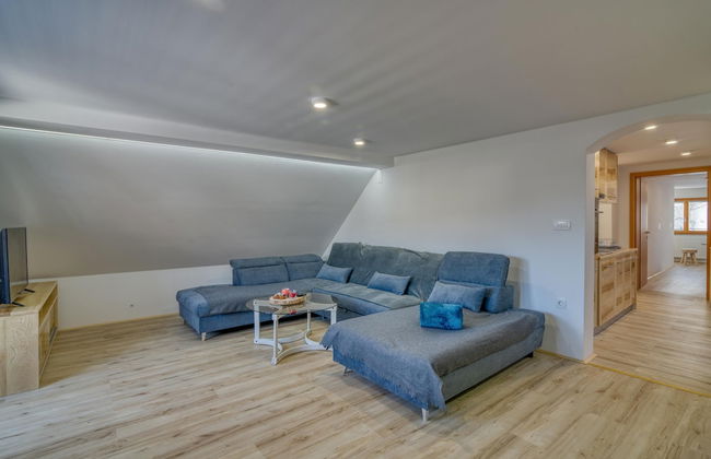 Farmhouse Raspberry Pool Wellness - Photo 20