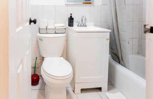 Spacious 2-Bedroom Apartment NYC-10 mins away - Foto 11