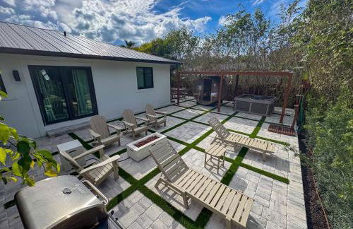 Velvet Bloom - Bubbling Spa Retreat with Sauna & Jacuzzi - Foto 15