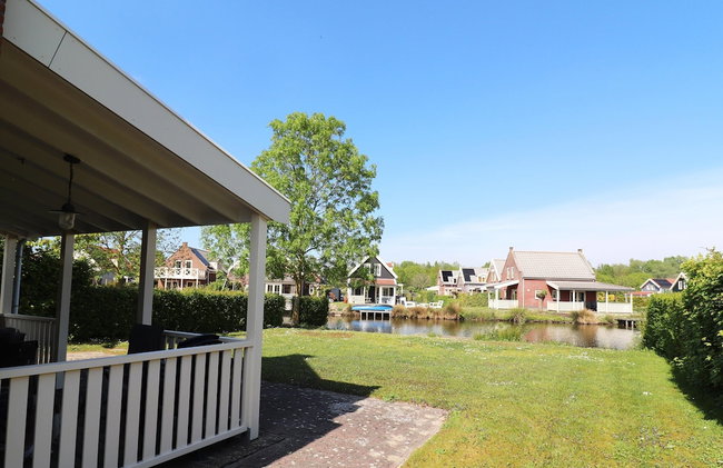 Bungalow by Water Near Rotterdam - Foto 1