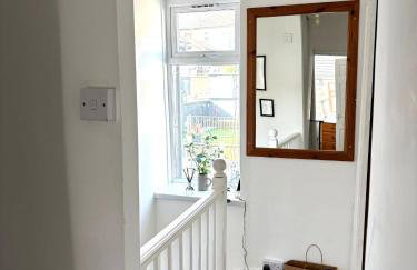 3 bed workers home Welsh Valleys - Foto 3