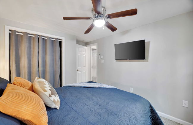 Moshannon Tree-lined Pocono Retreat w/ Hot Tub, Firepit & Pool Table - Photo 27