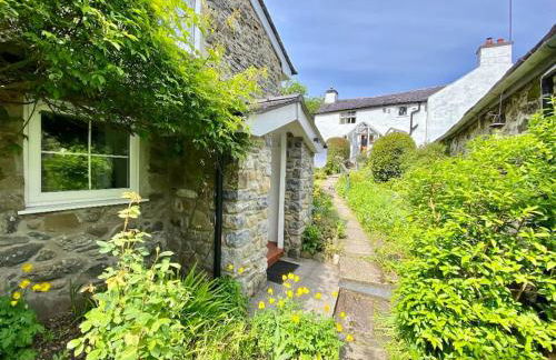 Yr Hen Efail Cosy 1 bedroom Cottage, with fireplace and garden - Foto 9