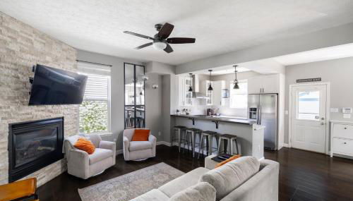 Indy Gem, Mins from Downtown with Hot Tub - Photo 3