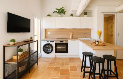 Le Nily Provence, T2 cosy rénové avec Clim, Extérieur et Parking - Foto 11