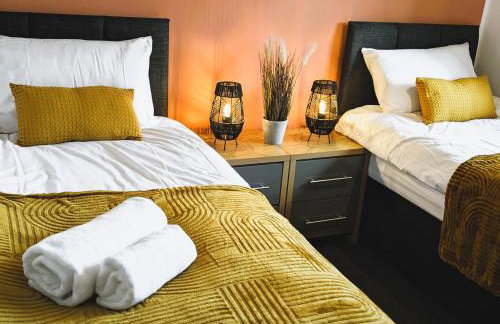 6 Guests * 4 Bedroom * Free Wi-Fi - Photo 15