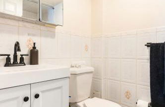 2BR Stay for Crews & Families - Foto 17