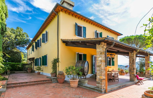 5 bedroom House in Pontassieve with garden and terrace - Photo 1