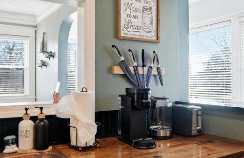 Charming Historic Foursquare Home 4BR Backyard - Foto 15