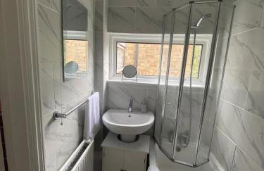 3BR House in Harlow, Essex - Foto 19
