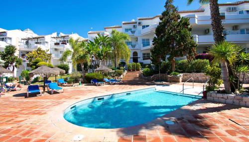 Ground Floor Apartment at Matchroom Country Club - Photo 4