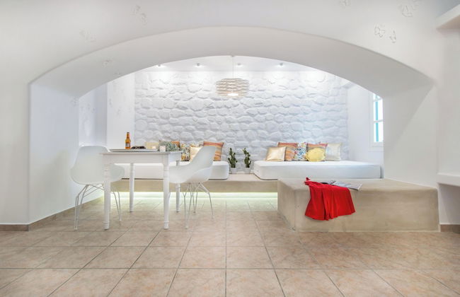 Spiros Hotel - Photo 74