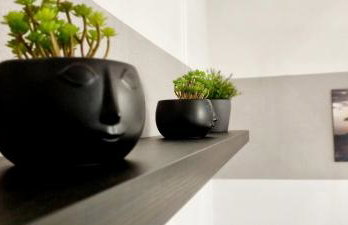 New Modern SelfCheckin PublicFreeParking HighSpeed Wifi KingSizeBed - Foto 12