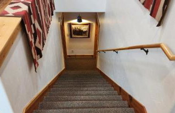 Sundance Spacious Vaulted Ceiling cabin, Hot tub, huge lawn - Foto 8