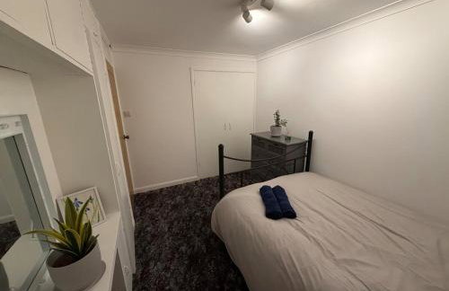 Bauhaus Inspired 2 Bedroom Townhouse Near The City Centre With Drive Parking - Foto 11