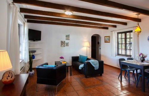 Beautiful house with garden & views in Mijas - Photo 18