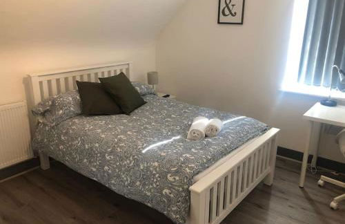 Newly refurbished studio, great location 8 studios - Photo 22