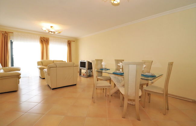 Lovely 2 -bedroom Vacation Apartment In Quarteira - Foto 5