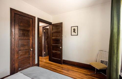 Luxe Mid-Century Styled Townhouse #3631 - Foto 15