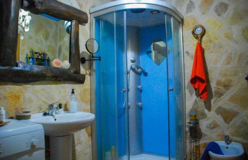 La HACIENDA - Photo 5