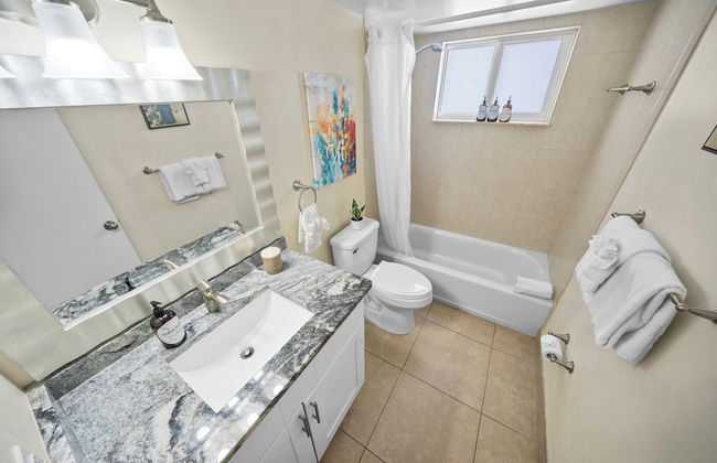 Coco Palms Apartments By Lowkl - Foto 21