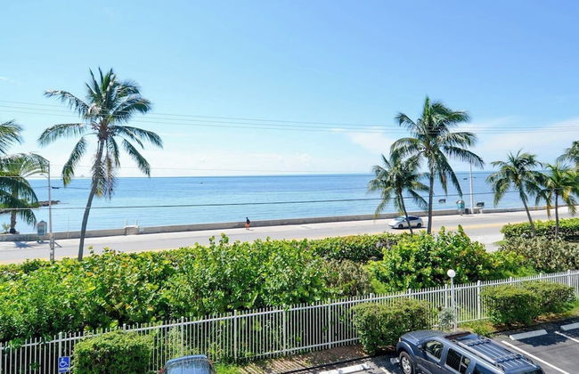 Brisa Del Mar by Avantstay Communal Pool Gated Community Ocean Front - Photo 3