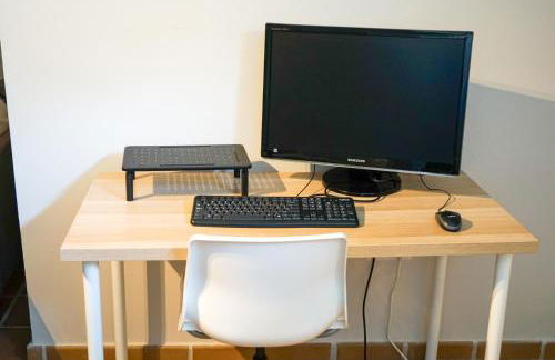 Casa Topacio, 3 bedrooms and 3 bathrooms in quiet street - Photo 29