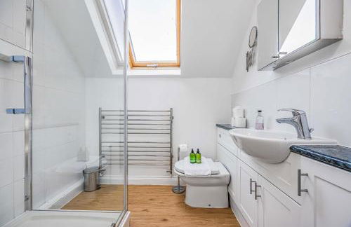 Gorgeous Bosham Family Home w Garden - Pass the Keys - Foto 32