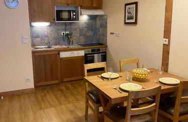 Appartement T2+coin nuit 6 pers résidence de Cami Real au centre du village de saint Lary Soulan avec piscine intérieure+ sauna et hammam - Foto 12