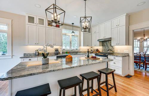 Spacious Salem-Winston Home with Deck! - Foto 8