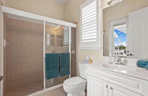 Cape Serenity- Premier Waterfront Villa with Kayaks and Bikes - Photo 28