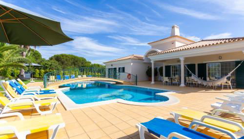 Exceptional Villa with Pool, Tennis Court, Games Room - Foto 5, sunbed