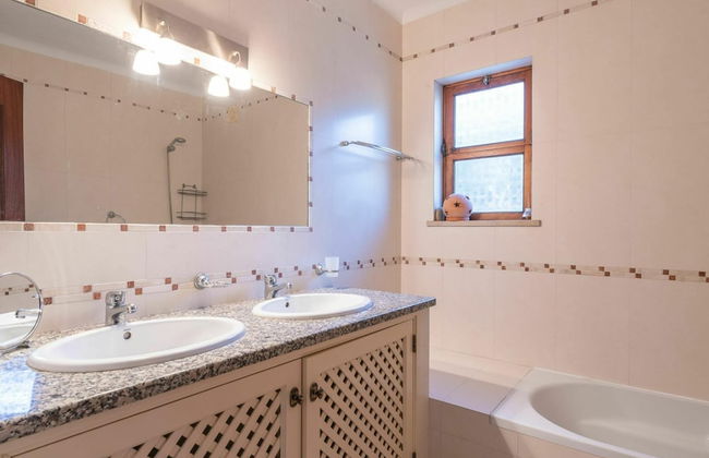 Cozy Villa in Albufeira With Swimming Pool - Foto 12