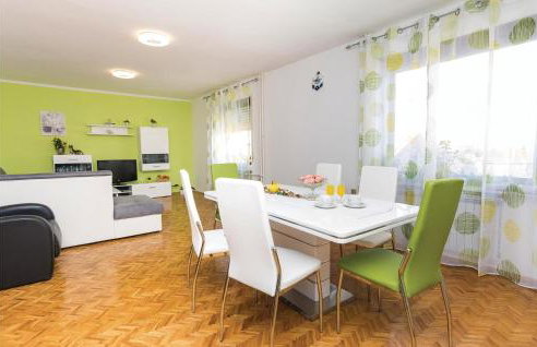 Five-Bedroom Holiday Home In Suhovare - Foto 27