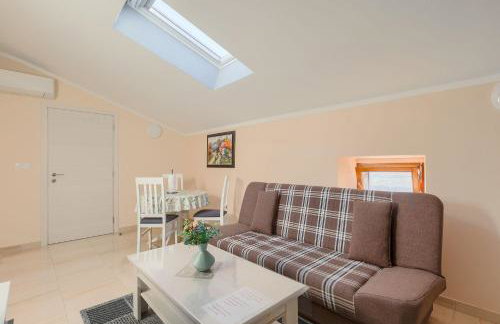 Beeindruckendes Apartment mit Panoramablick, Pool, Privatparkplatz, Grill - Photo 12