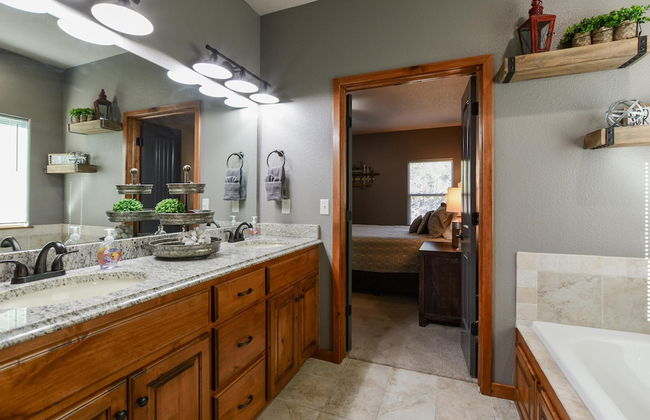 Cedar Crest Lodge - Photo 43