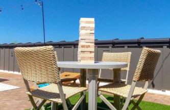 The Ultimate Double Rooftop Deck with Skyline Views - Foto 43