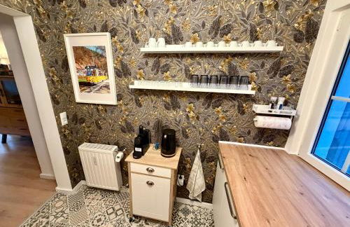 Ferienwohnung Kathy - Moderne, stilvolle Ferienwohnung mit Balkon, Sauna und kostenlosem Parkplatz im schönen Elbsandsteingebirge - Foto 14