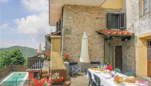 Awesome Home In Montefegatesi With Wifi - Foto 3