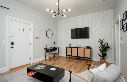 Jennifer's Stylish & Modern Broadway Getaway - Foto 18