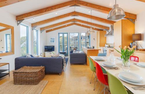 The Deck House - Seafront Upside-Down House with Solent Views, Gurnard - Foto 10