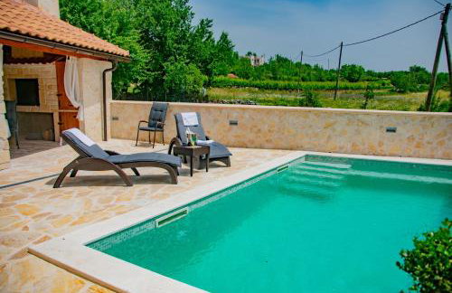 Villa Mara - Photo 23