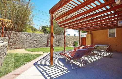 Stylish 4 Bedroom Home Near Venice Beach with Backyard BBQ - Foto 11