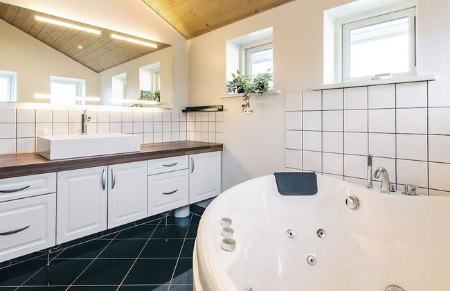 8 Person Holiday Home in Asnaes - Foto 15