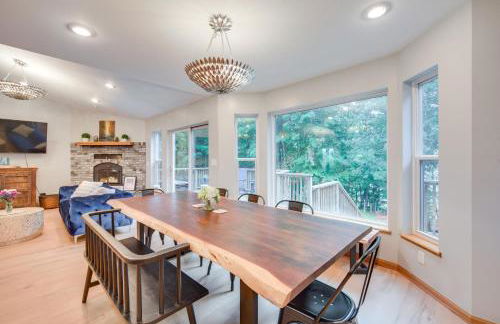 Swim Dock and Game Room Lakefront Home in Siren! - Foto 8