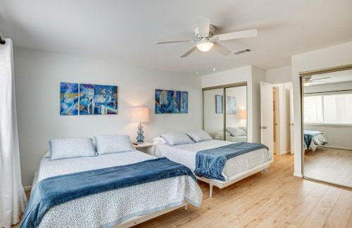 Gorgeous Lakefront Townhome with Pool Access and Views - Photo 18