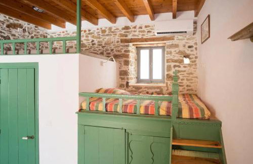 Amarantos-Traditional Village House-Apollona - Foto 18