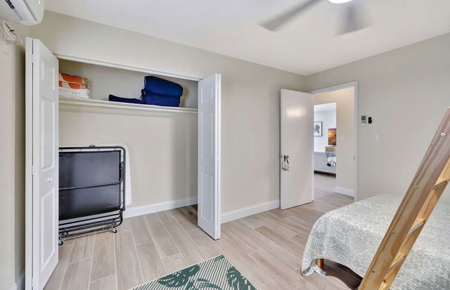 Pompano Beach Bungalow for 5! - Foto 2